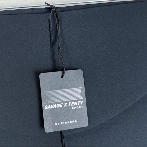 Savage X Fenty NWT Hotline Lace-Trimmed High-Waist Legging, Black Caviar 2X - Picture 4 of 13